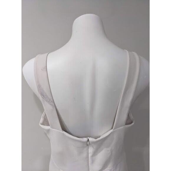 Finders Keepers Sz 10 Luna Sheath Dress White Crepe Side Slit V Neck Sleeveless - Picture 3 of 9